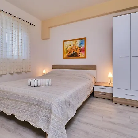 Beautiful Ksenija Apartment